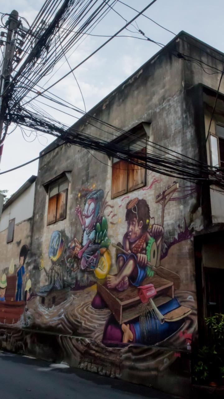 방콕 삼센 삼 플레이스 아파트 외부 사진